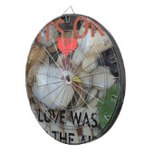 Liebe war in der Luft Dartscheibe (Vorderseite rechts)