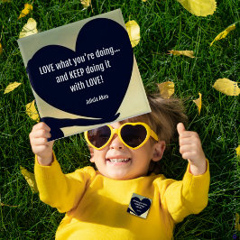 LIEBE Was Sie tun Button - Adiela Akoo