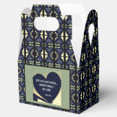 LIEBE Was Sie tun Gefallen Kaxen von Adiela Akoo Geschenkschachtel (Geöffnet)