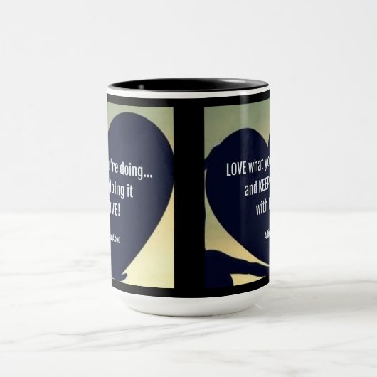 Liebe Was Sie tun Tasse - Adiela Akoo (Zentrum)