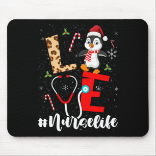 Liebe Weihnachtspinguin Nurses Xmas Scrub Wom Mousepad