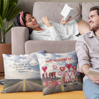 Liebe wie Gnome anderer glücklicher Valentinstag Kissen