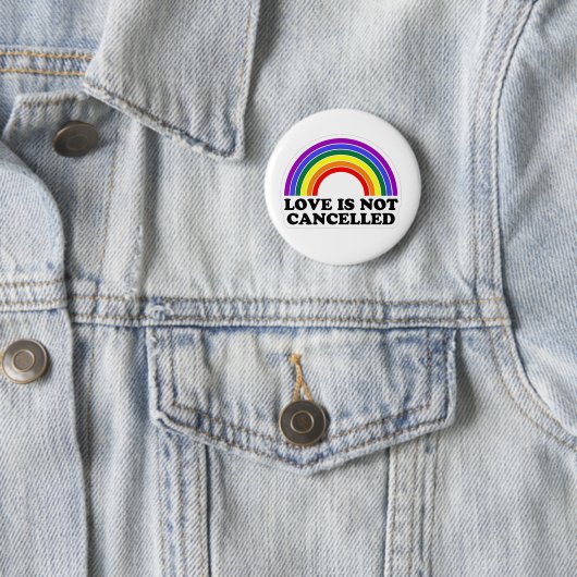 Liebe wird nicht im Monat des Rainbow LGBT Pride a Button (Beispiel)