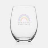 Liebe wird nicht im Monat des Rainbow LGBT Pride a Weinglas Ohne Stiel (Vorderseite)