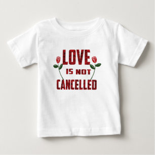 Liebe wird nicht storniert baby t-shirt