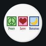 Lieben für Frieden Magnet<br><div class="desc">Liebe Bananen Ein niedliches Bananenliebhaber-Geschenk mit einem Schild und einem Herz neben den gelben Früchten.</div>