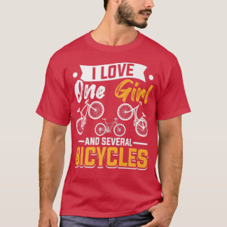 Lieben mit dem Fahrrad, ein Mädchen und mehrere Fa T-Shirt