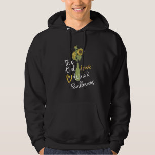 Lieben Wein und Sonnenblumen im Weinflaschen gewin Hoodie