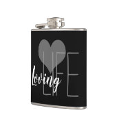 LIEBENDE LIFE-Buchstaben mit Herz | Flachmann (Links)