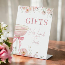 Liebesblüten-Geschenktisch Brautparty