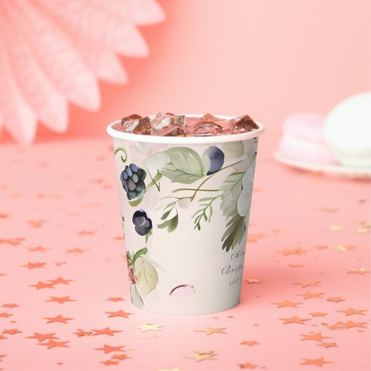 Liebesdusche mit Beeren Pappbecher (Insitu)