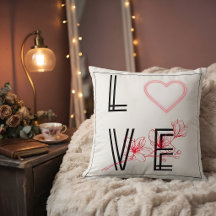 Liebesgeschenk mit rotem Herz und floralem romanti