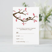 Liebesvögel auf Bäume Hochzeit RSVP Karte (Stehend Vorderseite)