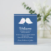Liebesvögel auf Navy Blue Wedding Welcome Card Postkarte (Stehend Vorderseite)