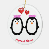 Liebevolle Pinguin-Paare zwei Frauen Keramikornament (Links)
