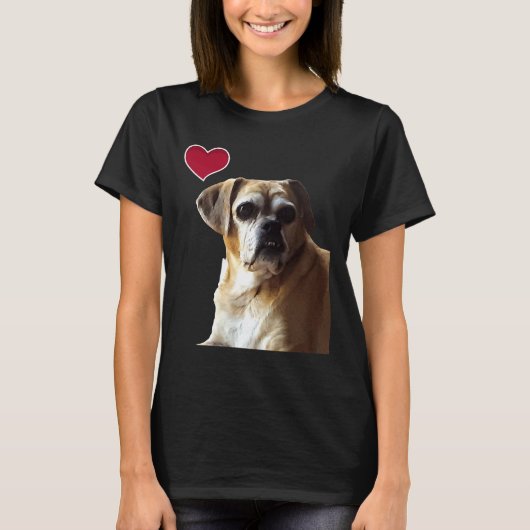 Liebevoller alter Puggle mit Herz T-Shirt (Vorderseite)