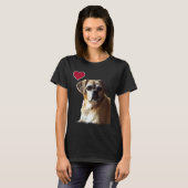 Liebevoller alter Puggle mit Herz T-Shirt (Vorne ganz)