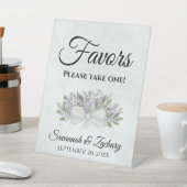 Liebhaber nehmen eine Eukalyptus & Lavender Weddin Sockelschild (In SItu)