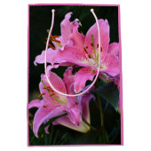 Lieblich rosa Lily bluboms floral Mittlere Geschenktüte (Vorderseite)