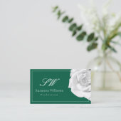Lieblich White Rose on Green mit Initials Simple Visitenkarte (Stehend Vorderseite)