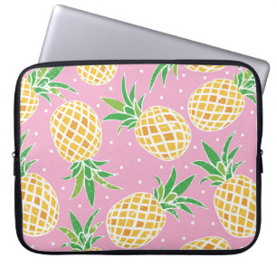 Liebliche Ananas auf grunge rosa Polka Punkte Back Laptopschutzhülle