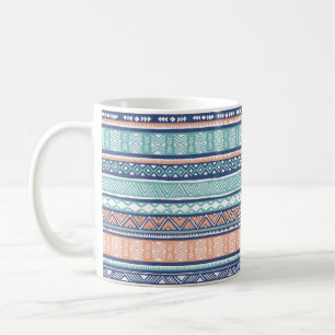 Liebliche ethnische Stammeszugehörigkeit. Vintage Kaffeetasse