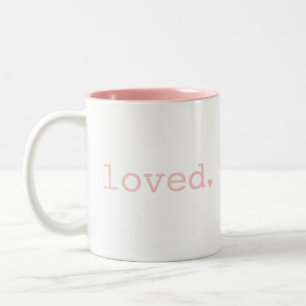 Liebliche hellrosa Tasse