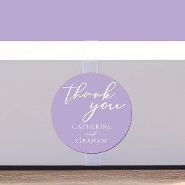 Liebliche Lilac-Hochzeit mit Lila weißer Typografi Runder Aufkleber