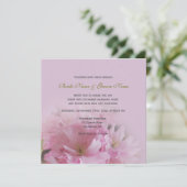 Liebliche rosa Kirschblüte Frühjahrshochzeit Einladung (Stehend Vorderseite)