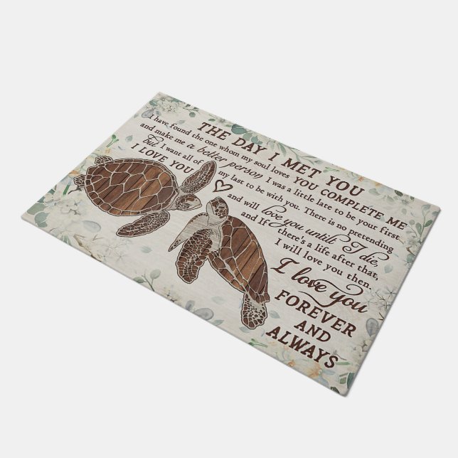 Liebliche Schildkrötenkruste, Niedlicher Brief Fußmatte (Schrägansicht)