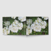 Liebliche White Hydrangeas Gästebuch (Voll)