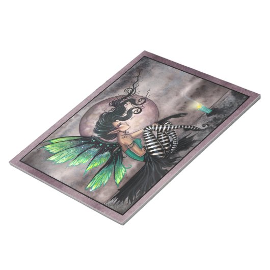 Lieblicher dunkler und grüner Fairy Editor Notizblock (angewinkelt)