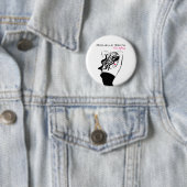 Liebliches Mädchen mit starkem Haar Haarstyling Br Button (Beispiel)