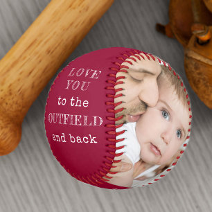 Liebst du bis zum Outfield und zurück Rotes Foto Baseball