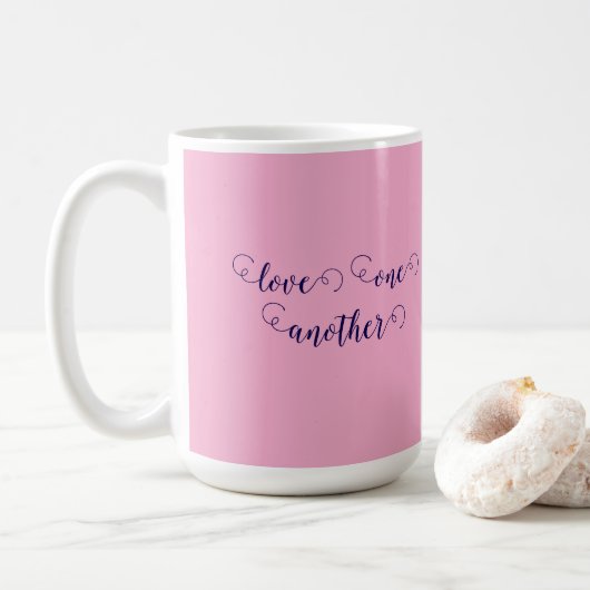 Liebt einander Kaffeetasse (Mit Donut)