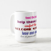 Liebt einander Kaffeetasse (Vorderseite Links)