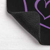 Liebt violette und schwarze Herzen Mousepad (Ecke)