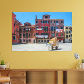 Lieferung der Boxen nach Venedig Leinwanddruck (Insitu (Wohnzimmer))