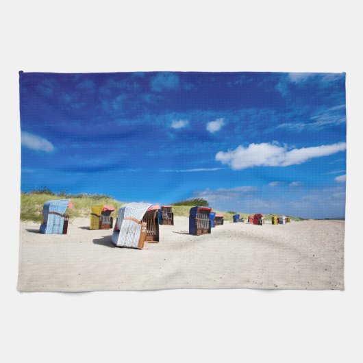 Liegestühle an der Nordsee Geschirrtuch (Horizontal)