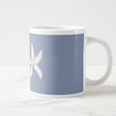 Life is Better Beach Blue White Starfish Jumbo-Tasse (Rechts)