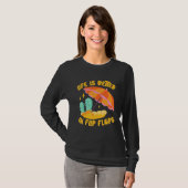 Life Is Better In Flip Flops Island Beach T-Shirt (Vorne ganz)