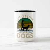 Life Is Better With Dogs Retro Silhouette Coffee M Zweifarbige Tasse (Mittel)