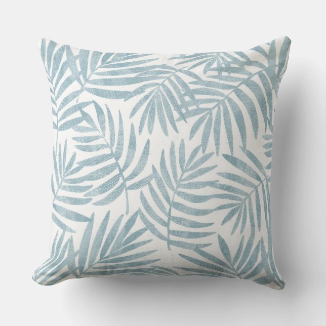 Light Aqua Blue und White Palm Leaf Throw Kissen (Vorderseite)