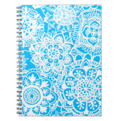 Light Blue and White Floral Mandala Pattern Notizblock (Vorderseite)