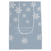 Light Blue Boho Winter Snowflake Babydusche Mittlere Geschenktüte (Rückseite)