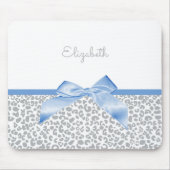 Light Blue Bow mit trendigem Leopard Print und Nam Mousepad (Vorne)