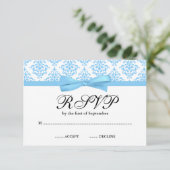 Light Blue Damask Ribbon Bow UAWG RSVP Karte (Stehend Vorderseite)