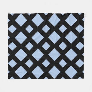 Light Blue Diamonds auf Black Fleecedecke