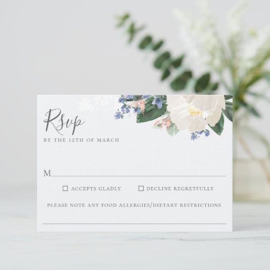 Light Blue Floral Wedding Food Allergie UAWG RSVP Karte (Stehend Vorderseite)