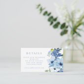 Light Blue Floral Wedding Website UAWG QR Code Begleitkarte (Stehend Vorderseite)